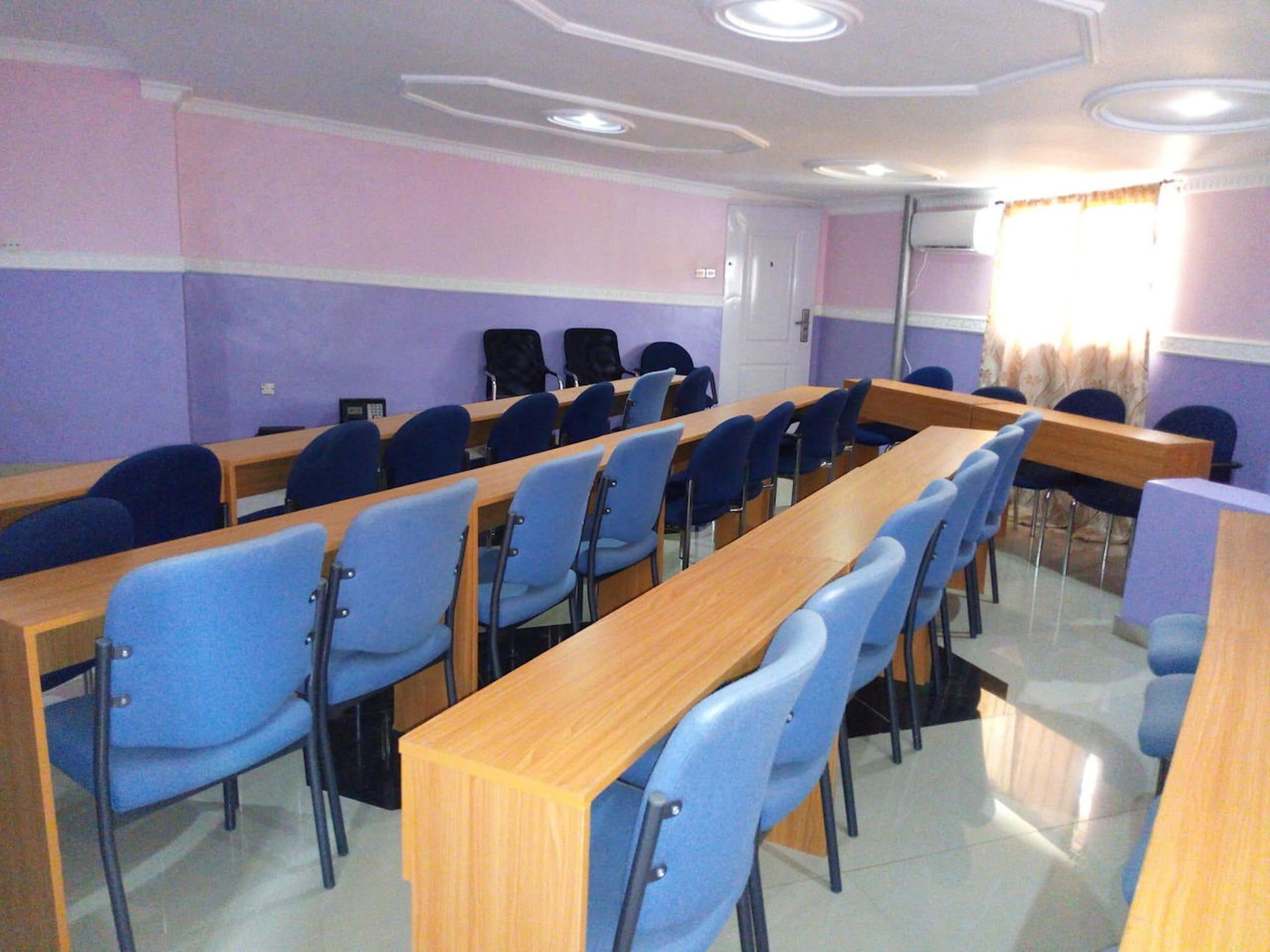 Sala de Reuniones Link Majestic B2 Suites and Hotel