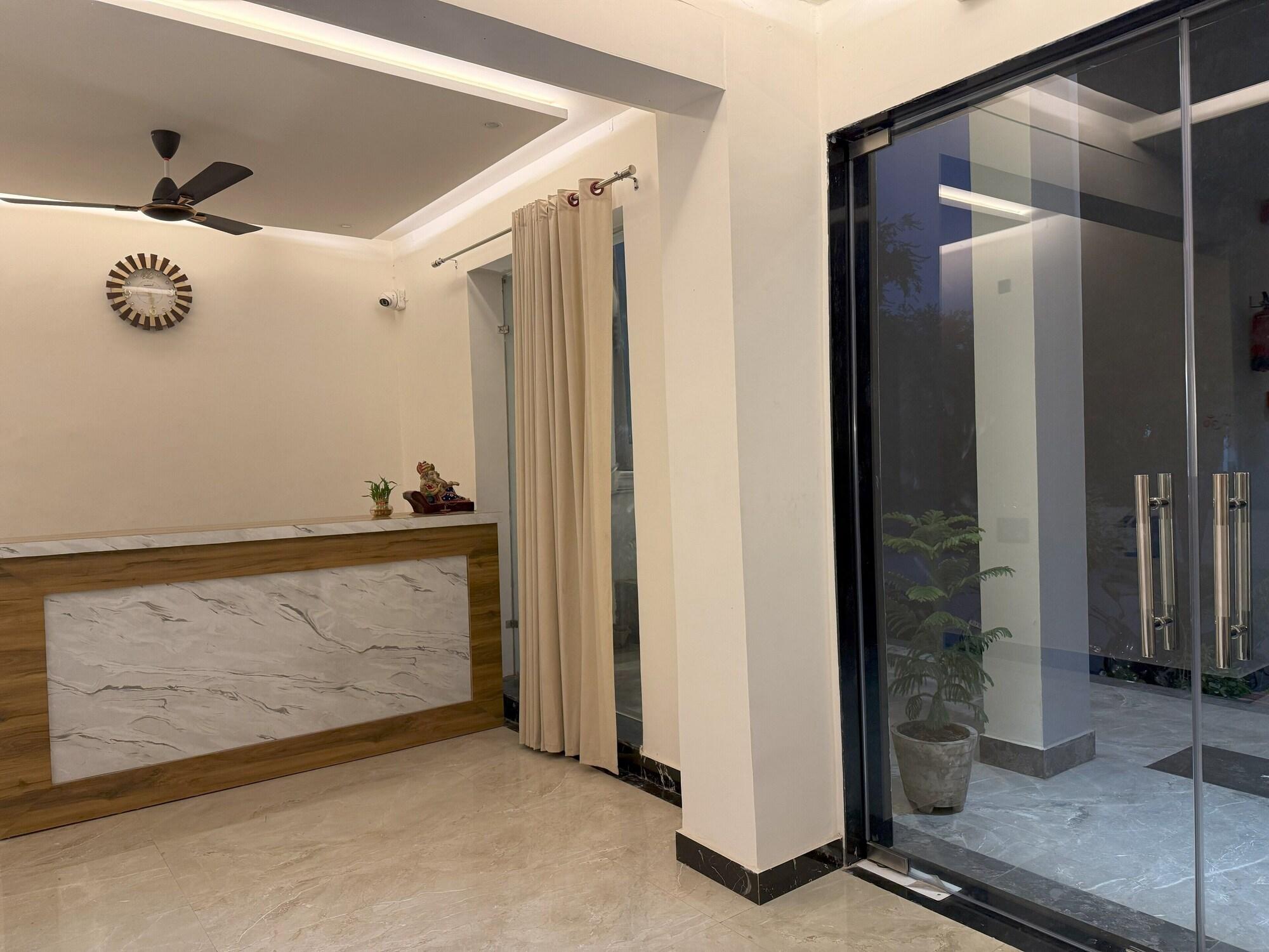 Vista Lobby Hotel Taj Way By Jyoti Villa
