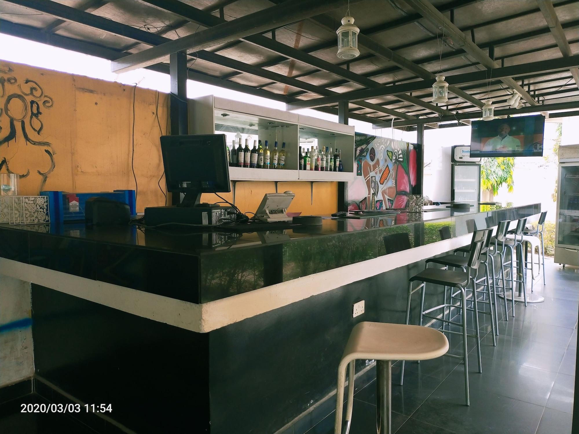 Bar/Salón The Grill House
