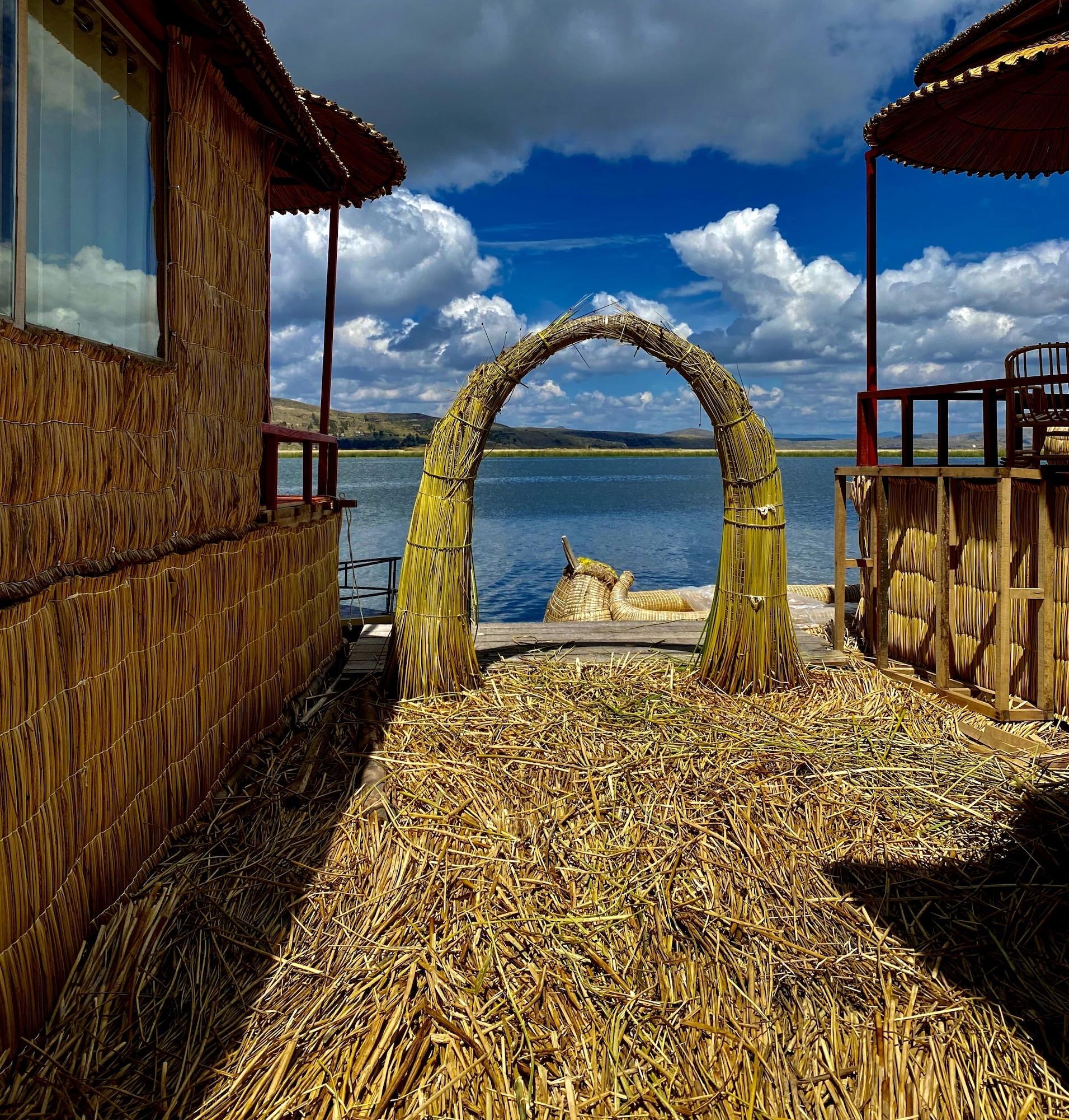 Vista Exterior Uros Samaraã‘a Uta Lodge