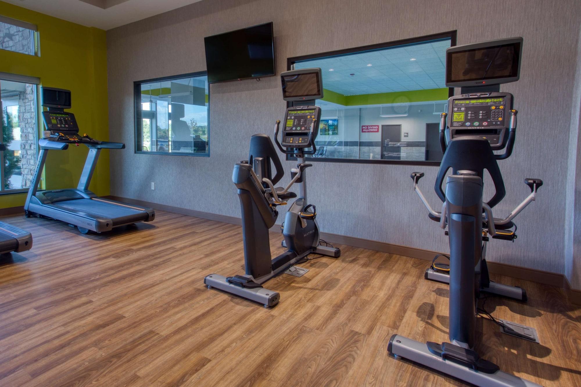 Gimnasio Drury Inn & Suites Huntsville at the Space & Rocket Center