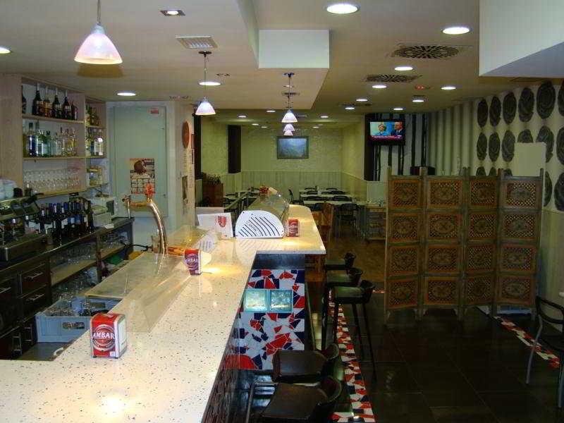 Bar/Salón Hotel París Centro