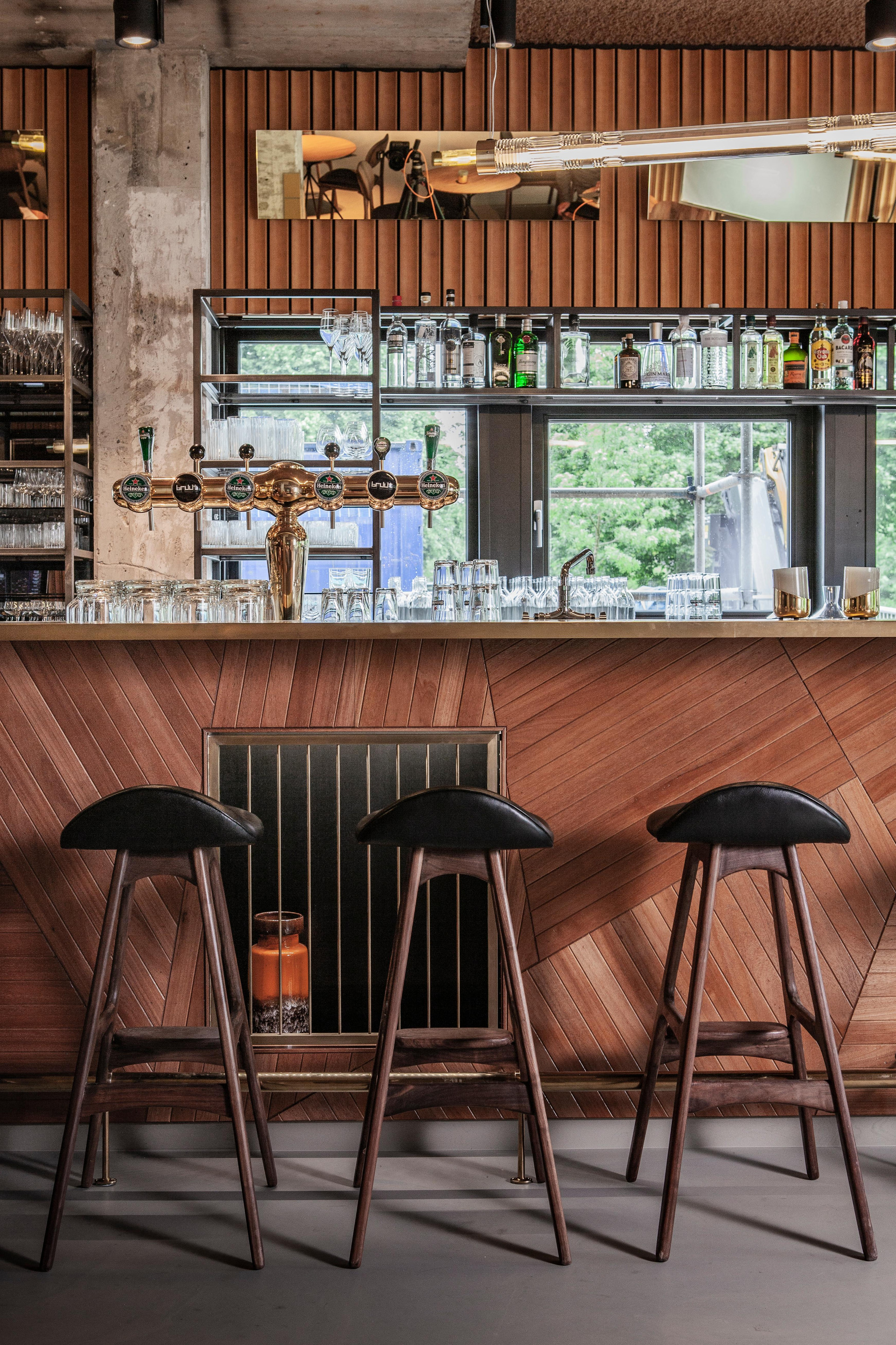 Bar/Salón Hotel V Fizeaustraat