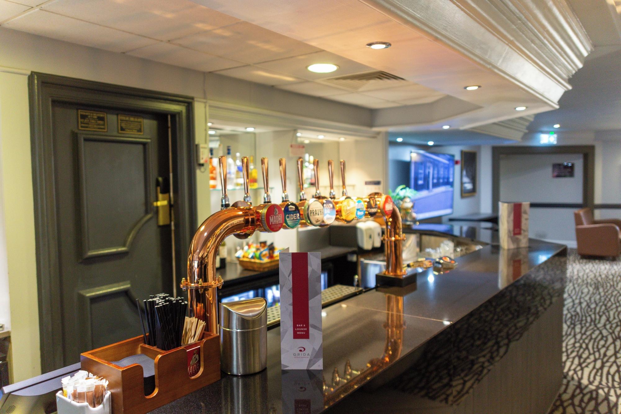 Bar/Salón ORIDA Hotels Newbury