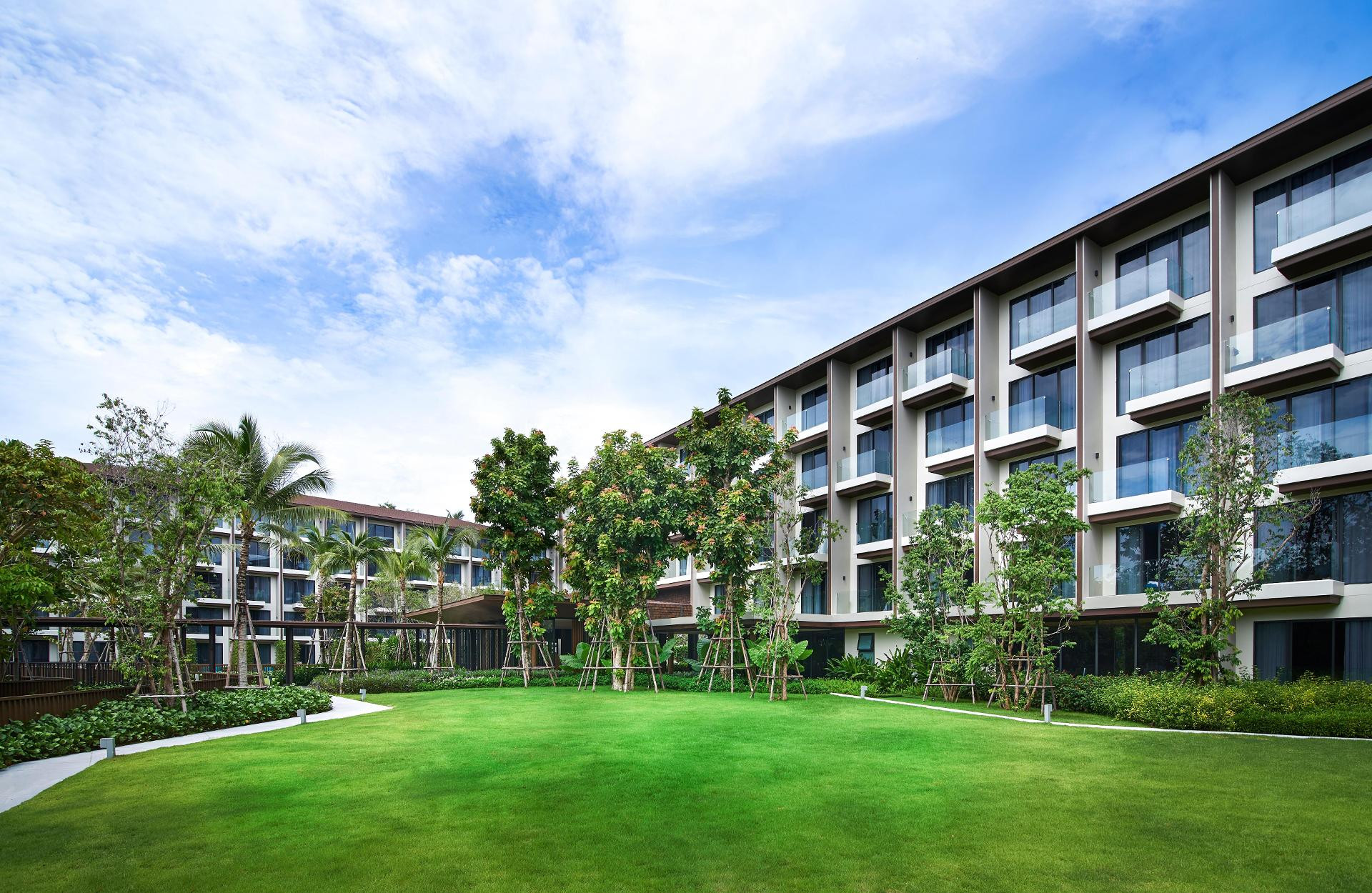 Vista Exterior OZO Phuket