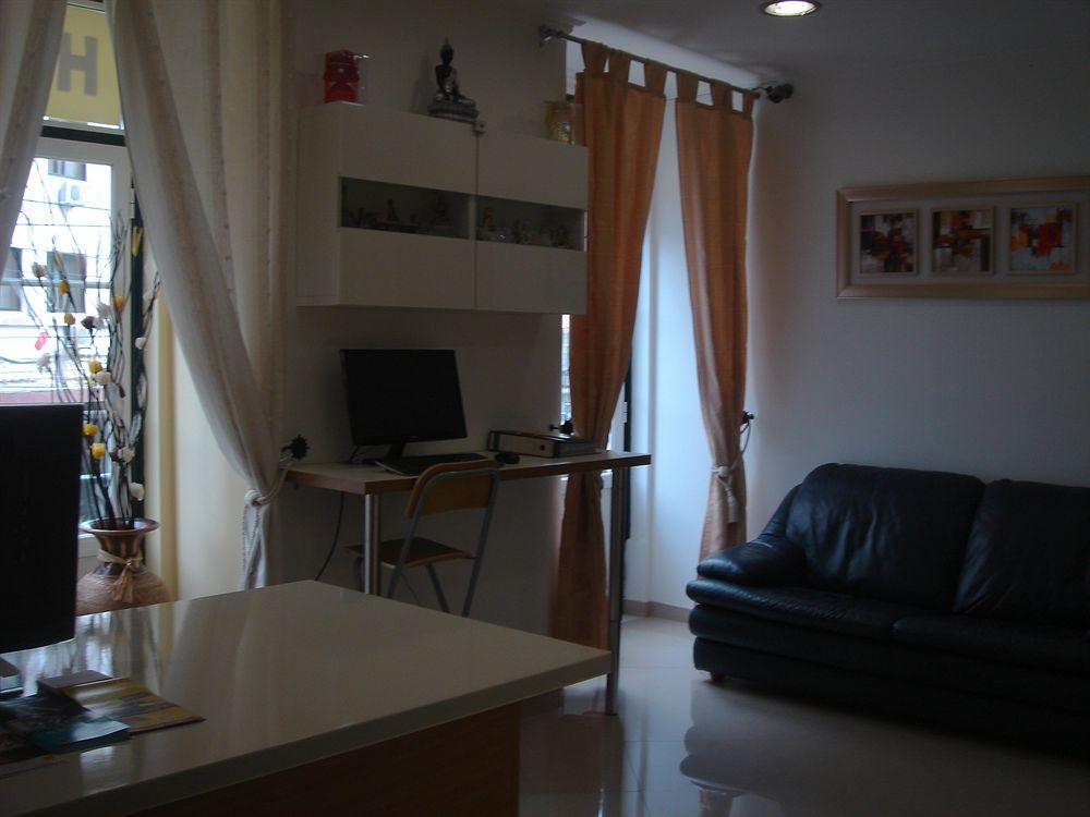 Vista Lobby Baixa Guest House
