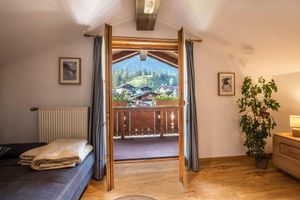 Renta temporal - Holiday Apartment Gipfelblick with Mountain View, Balcony & Wi-Fi; Parking Available
