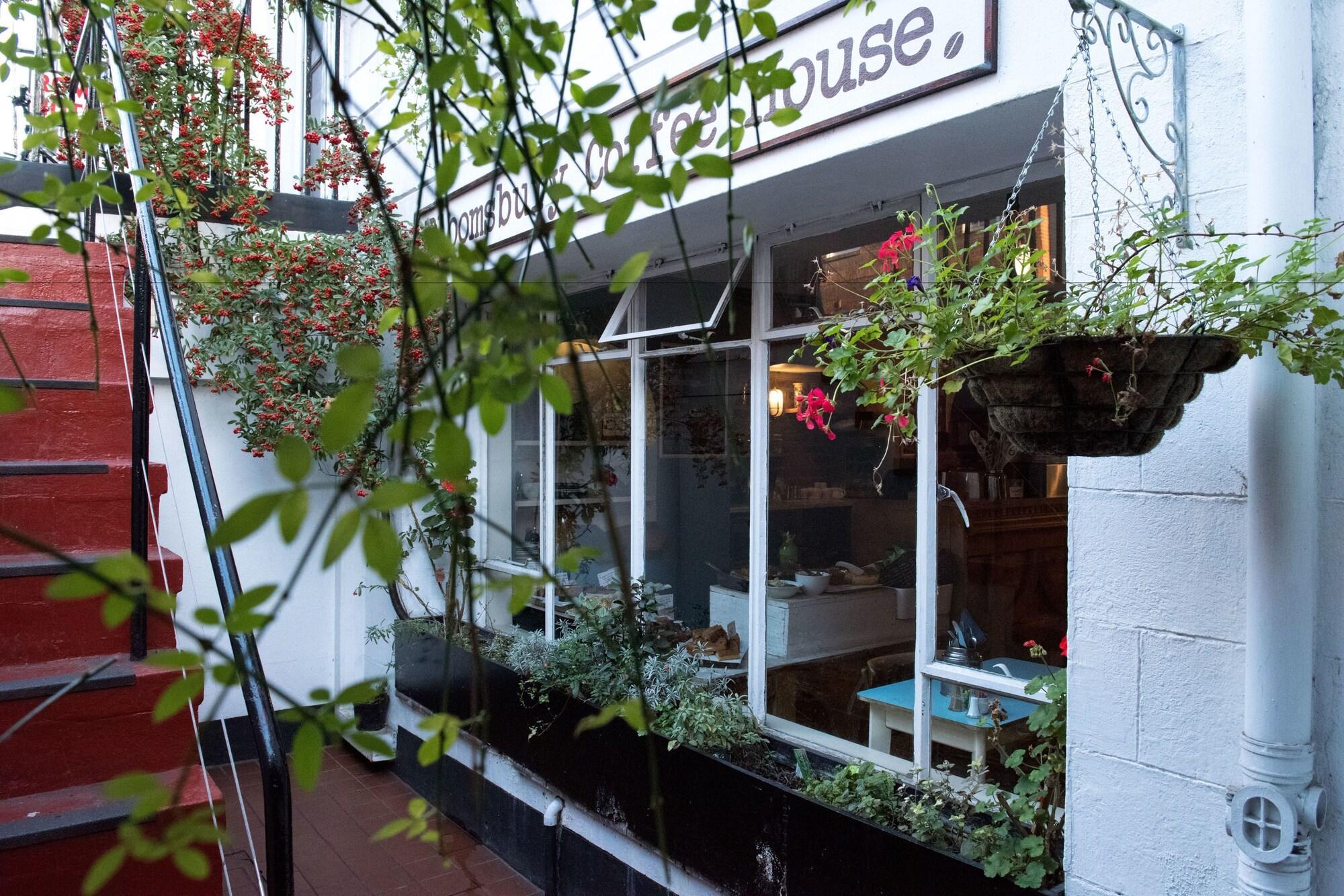 Restaurant St Athans Hotel