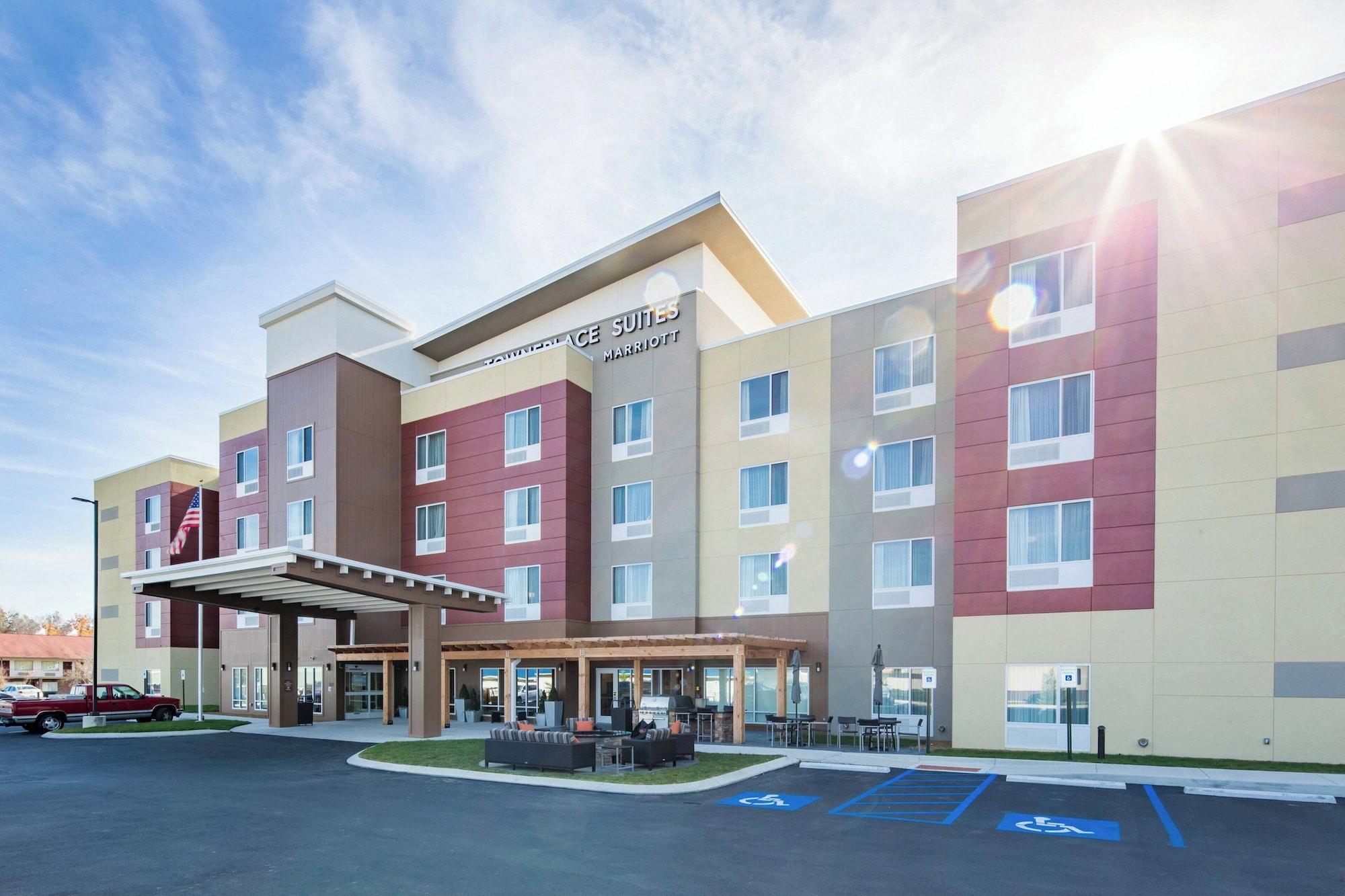Vista Exterior TownePlace Suites by Marriott Cleveland