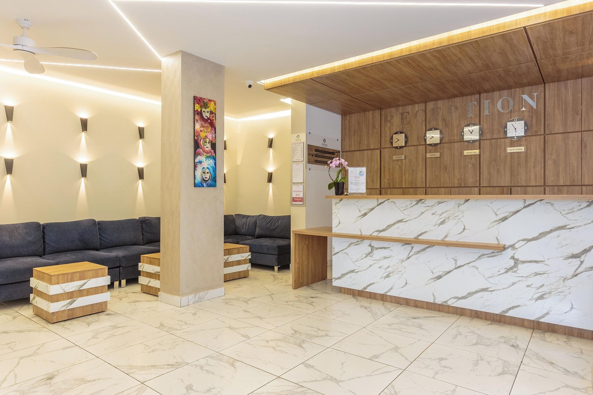 Vista Lobby Tarsis Club Hotel & Aquapark