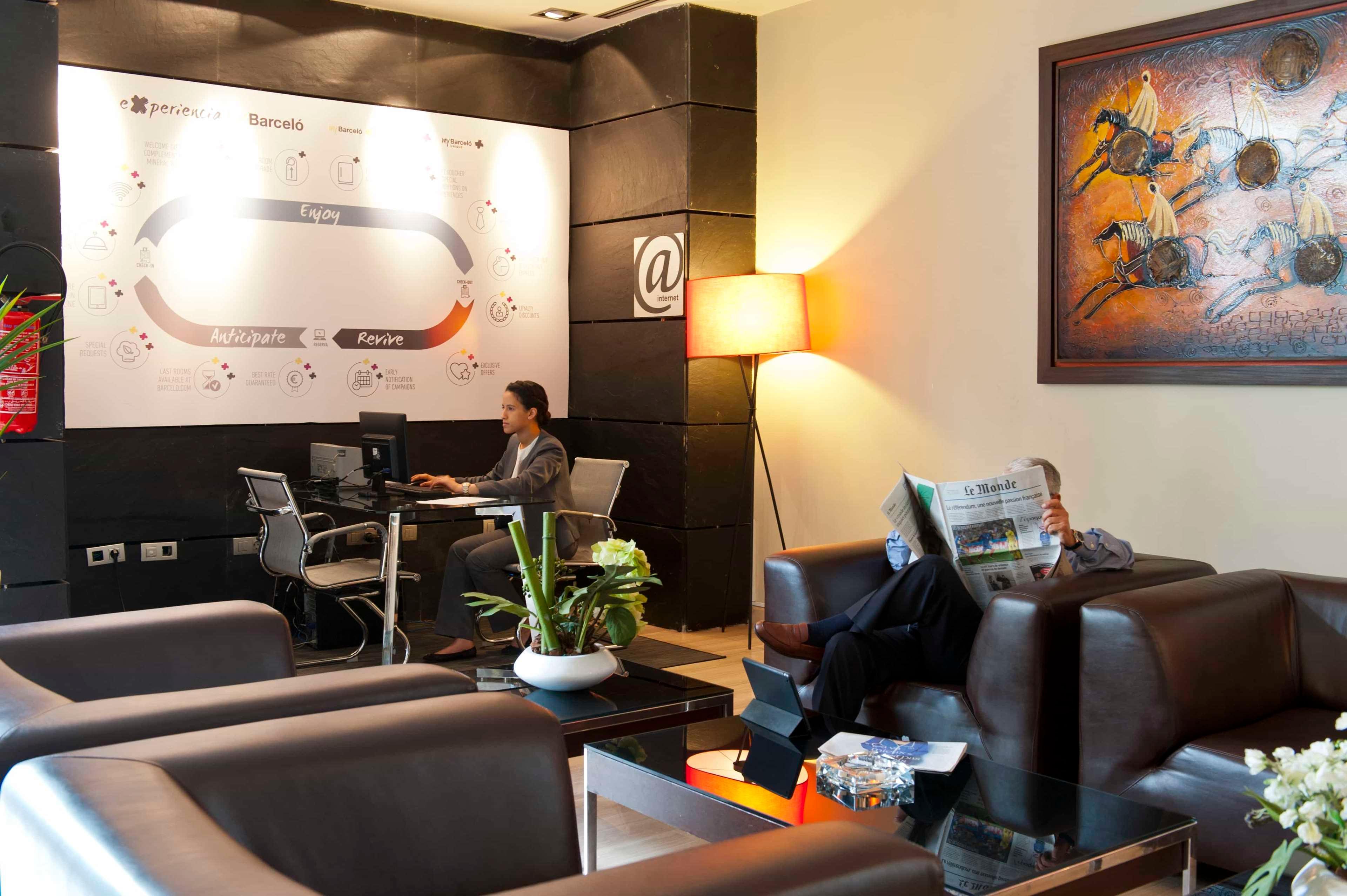 Vista Lobby Barcelo Casablanca