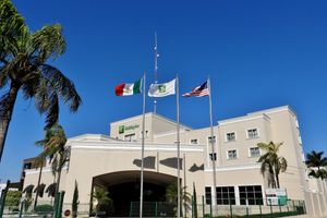 Paquete - Holiday Inn Reynosa Zona Dorada by IHG