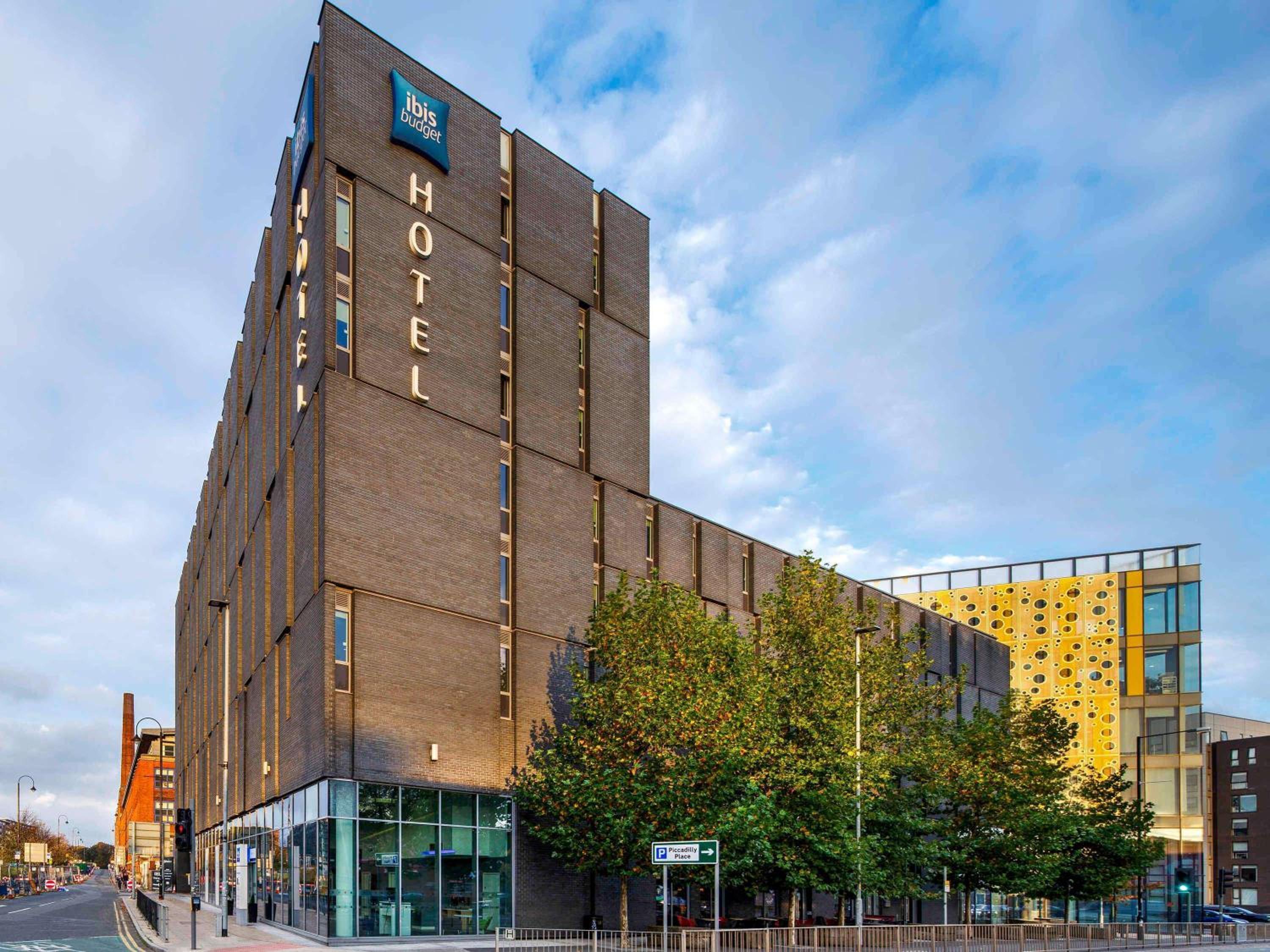 Vista Exterior ibis budget Manchester Centre Pollard Street