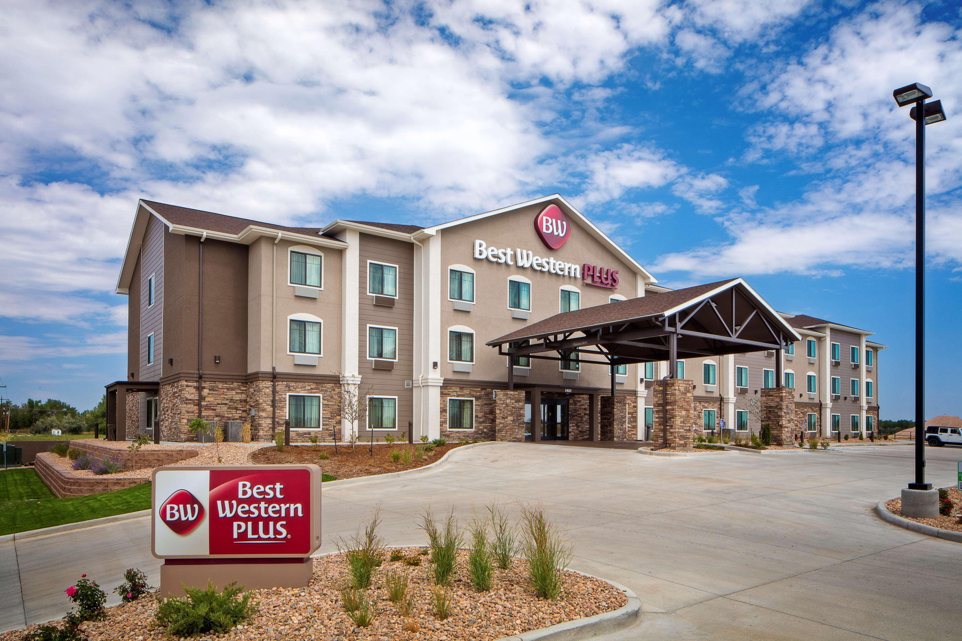 Vista Exterior Best Western Plus Overland Inn