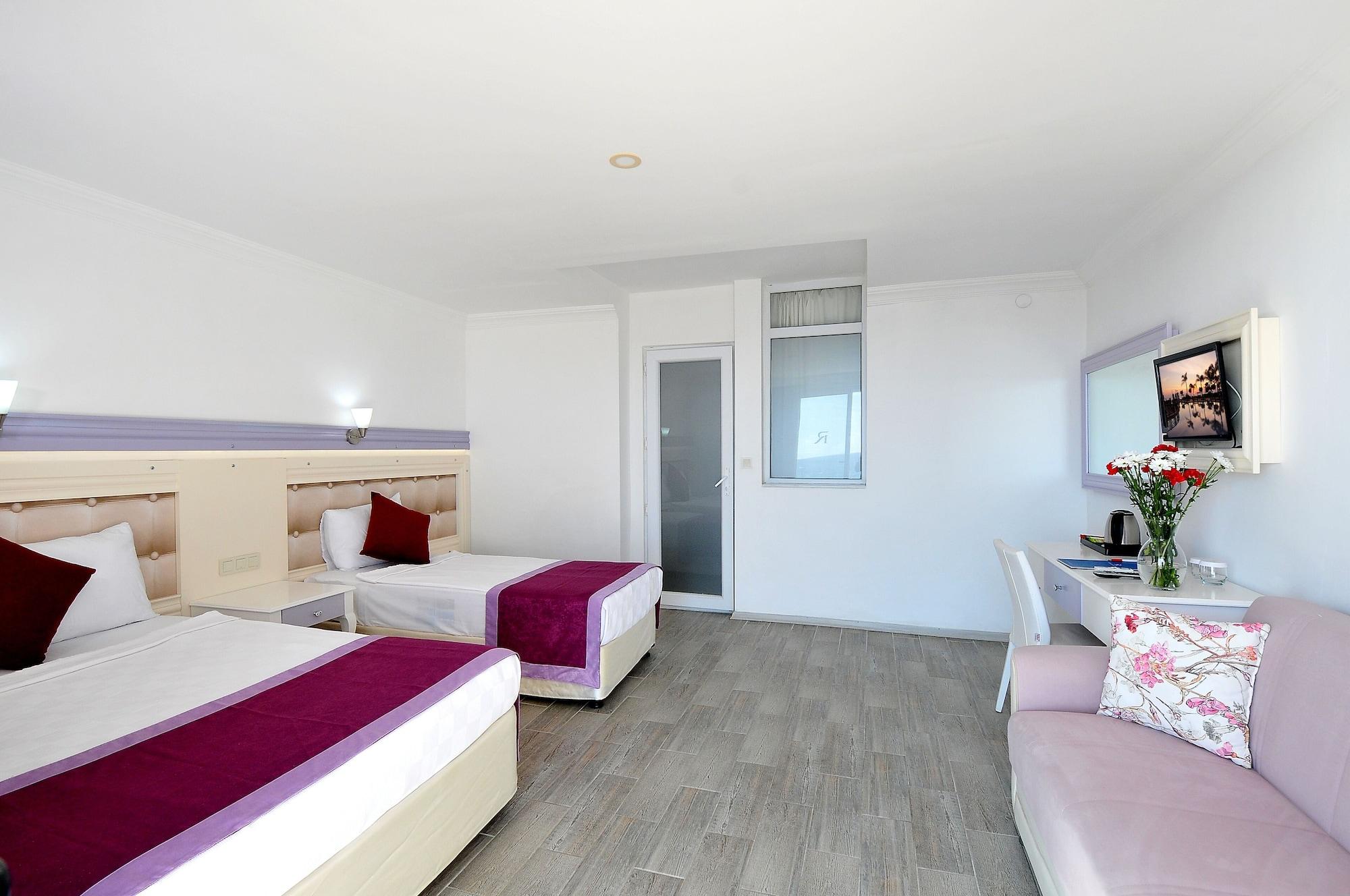 Habitación Ramira Beach Hotel