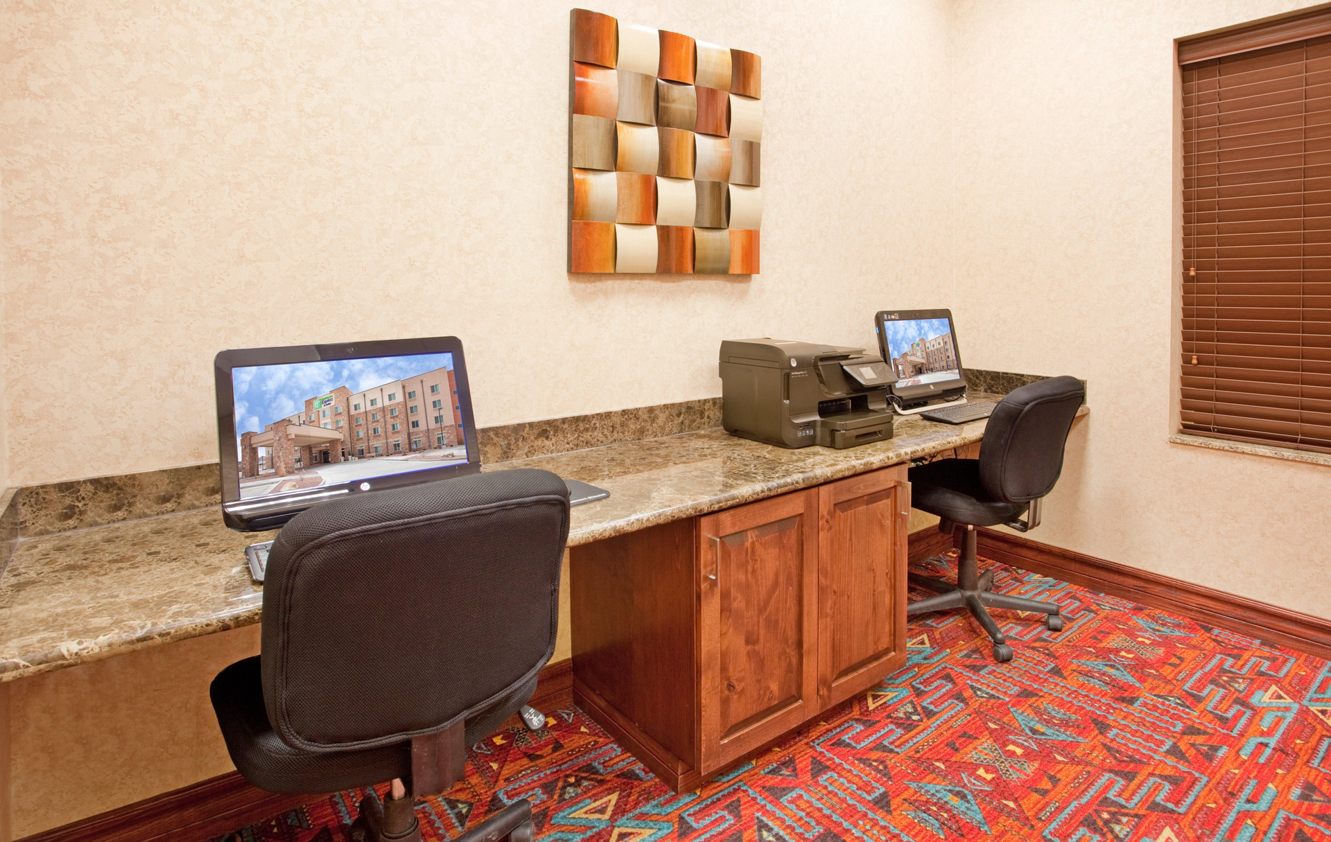 Vista Lobby Holiday Inn Express Hotel & Suites Gallup East by IHG