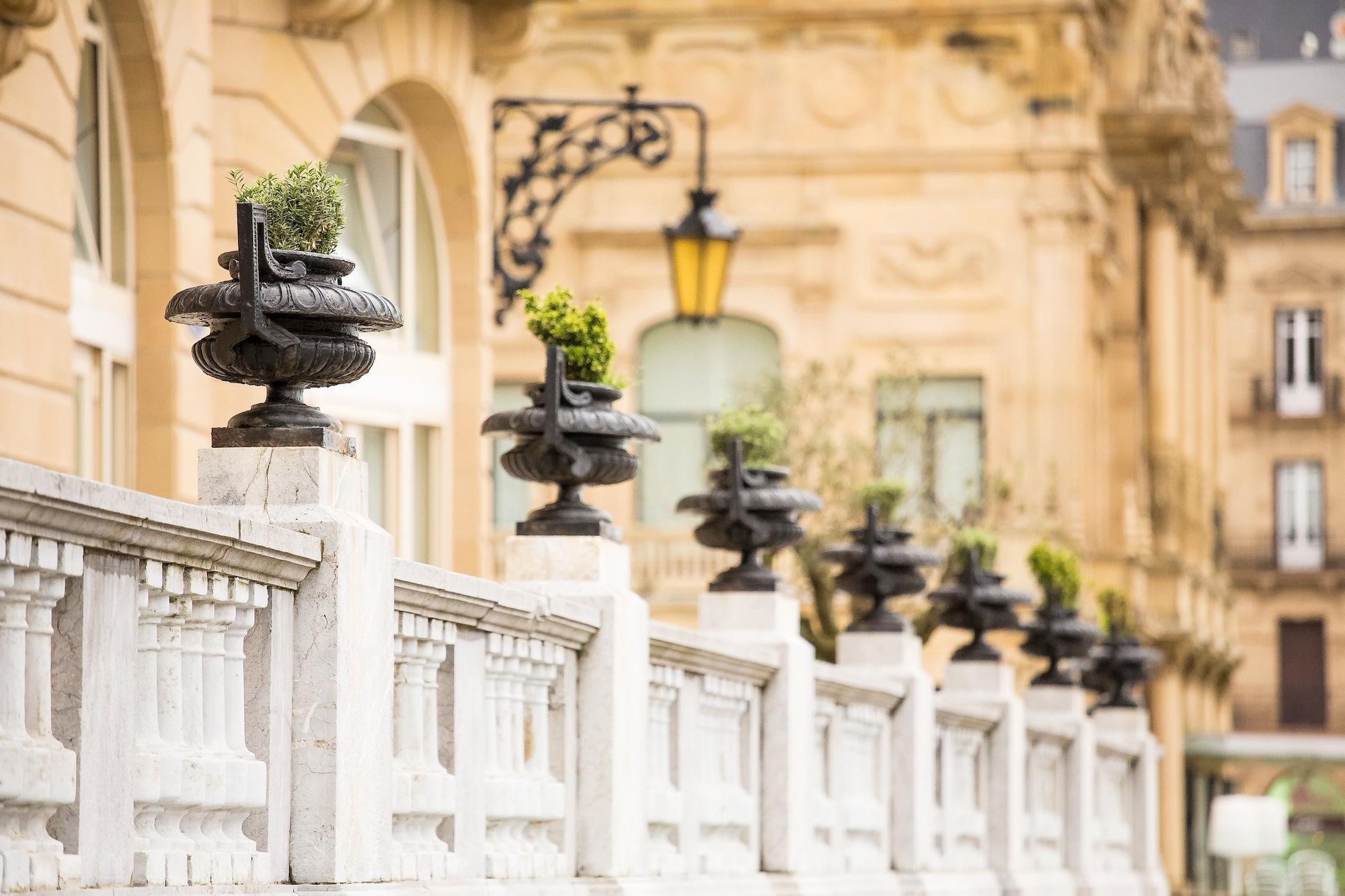 Vista Exterior Hotel Maria Cristina, a Luxury Collection Hotel