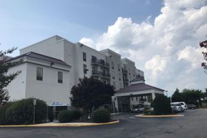 Alojamiento - Comfort Suites South Park