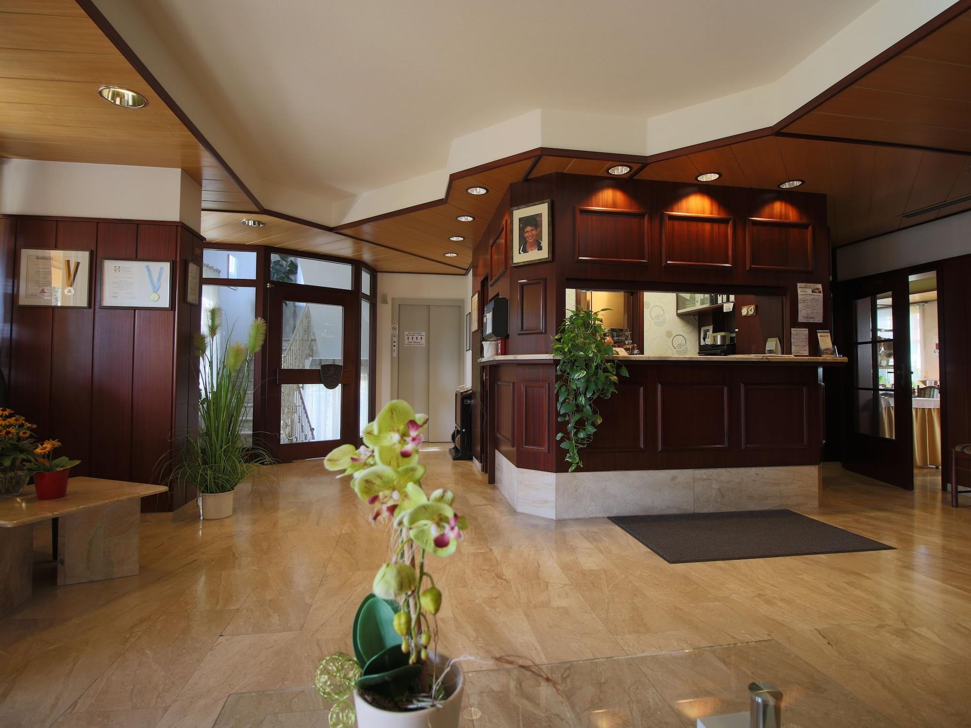 Vista Lobby Hotel-Restaurant &  Gästehaus Löwen