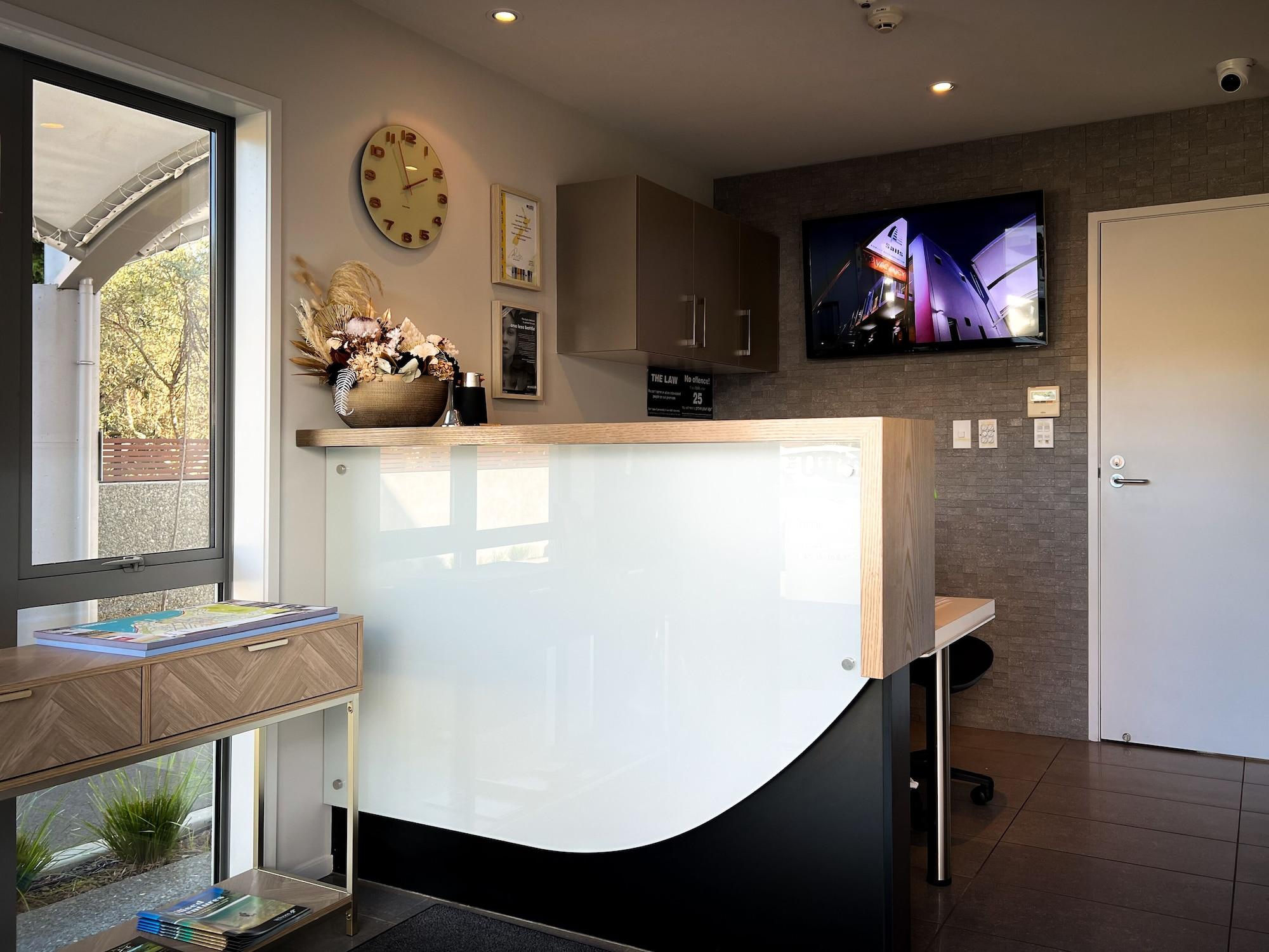 Vista Lobby The Sails Nelson