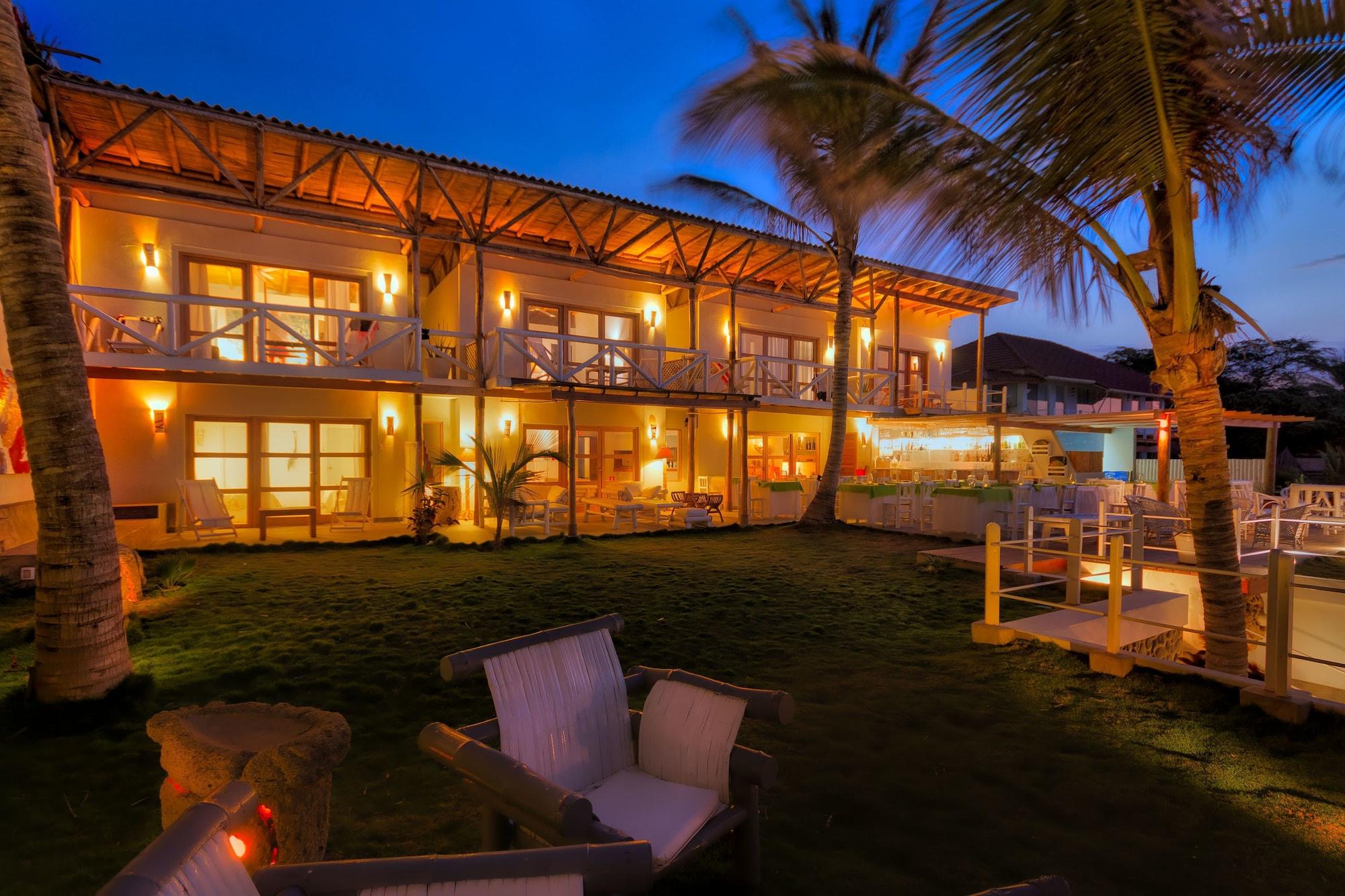 Vista Exterior Sunset Mancora