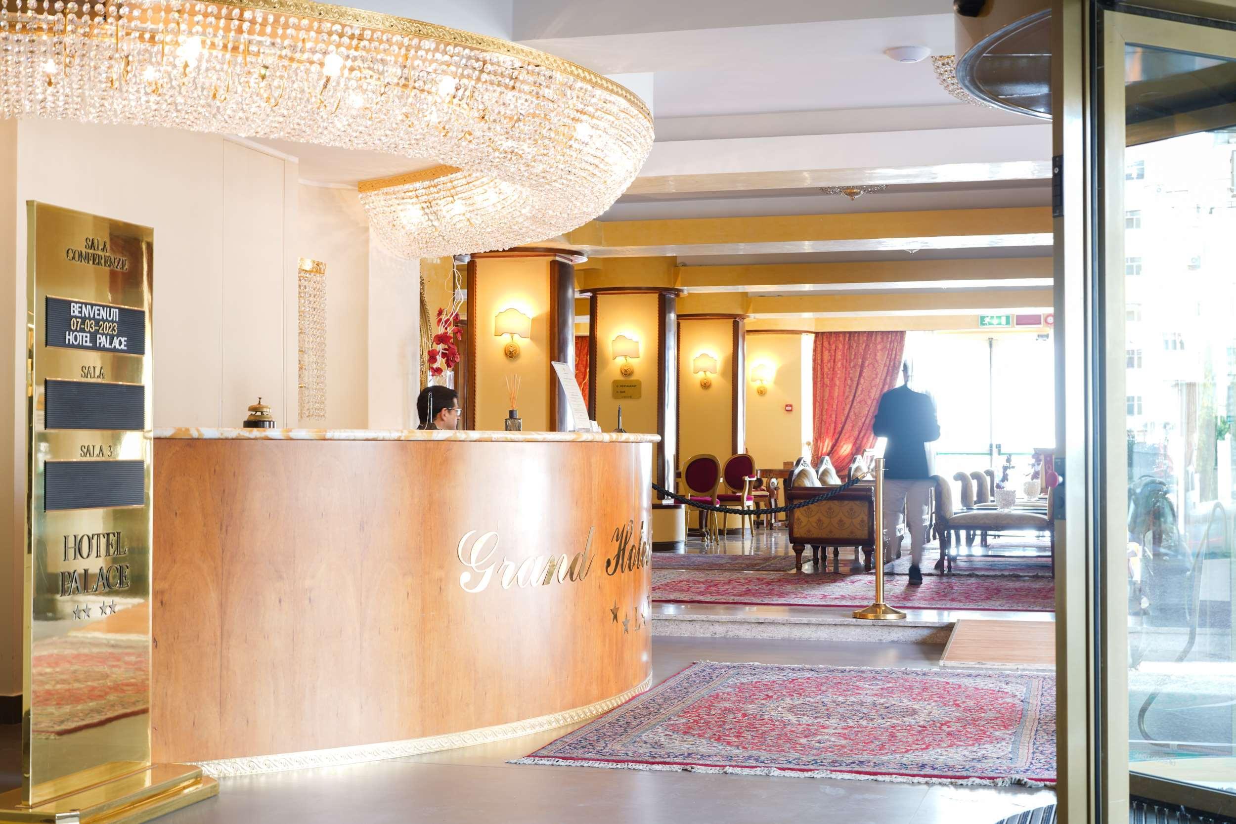 Vista Lobby Hotel Palace