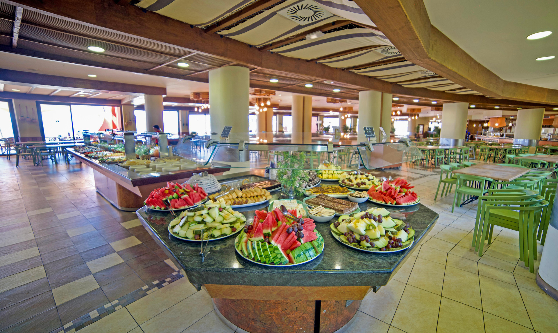 Restaurant Holiday World Resort