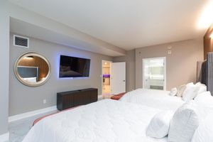 Alquiler Vacacional -  Luxury Modern Presidential Suite - Strip View - No Resort Fees! 