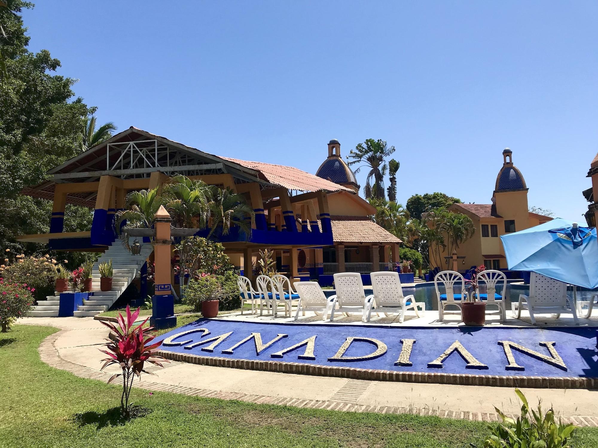Restaurant Canadian Resorts Nuevo Vallarta