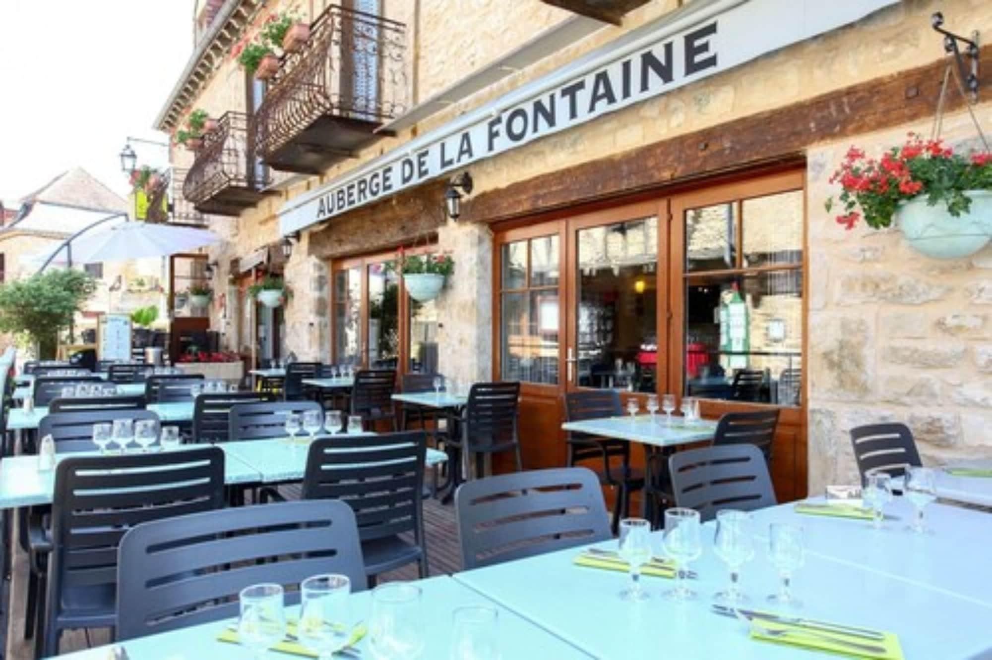 Vista Exterior Logis Auberge de la Fontaine