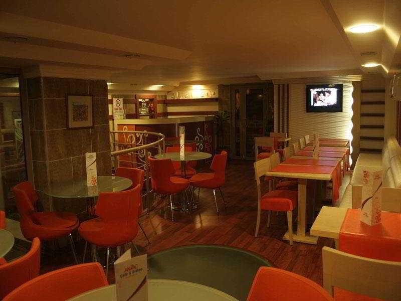 Bar/Salón Anzac Hotel
