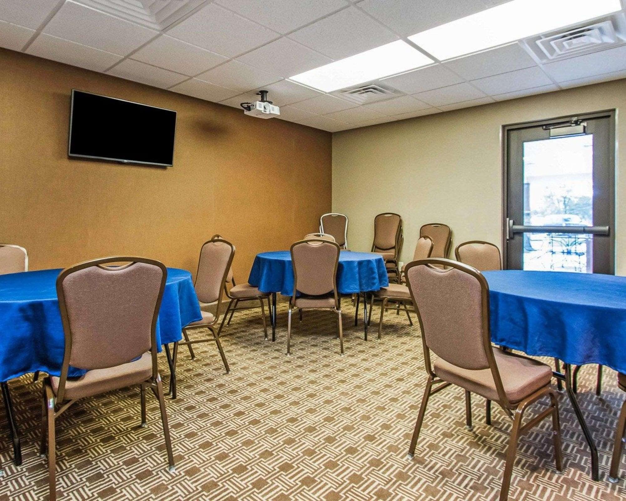 Sala de Reuniones MainStay Suites Grand Island