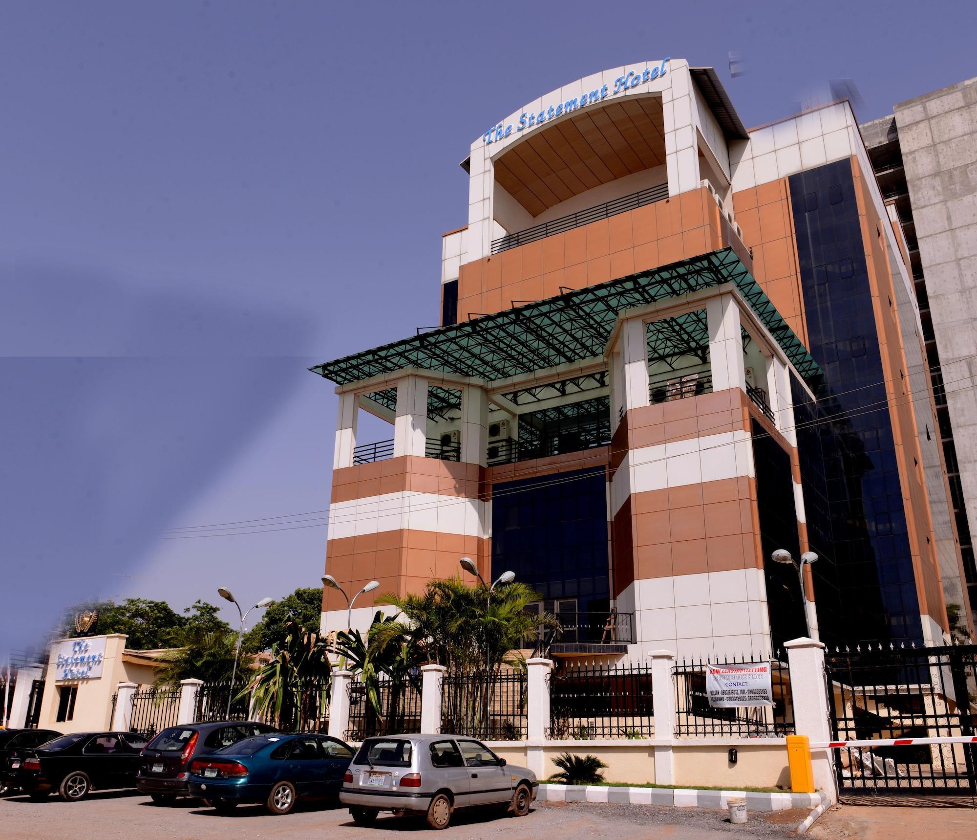 Vista Exterior Statement Hotel