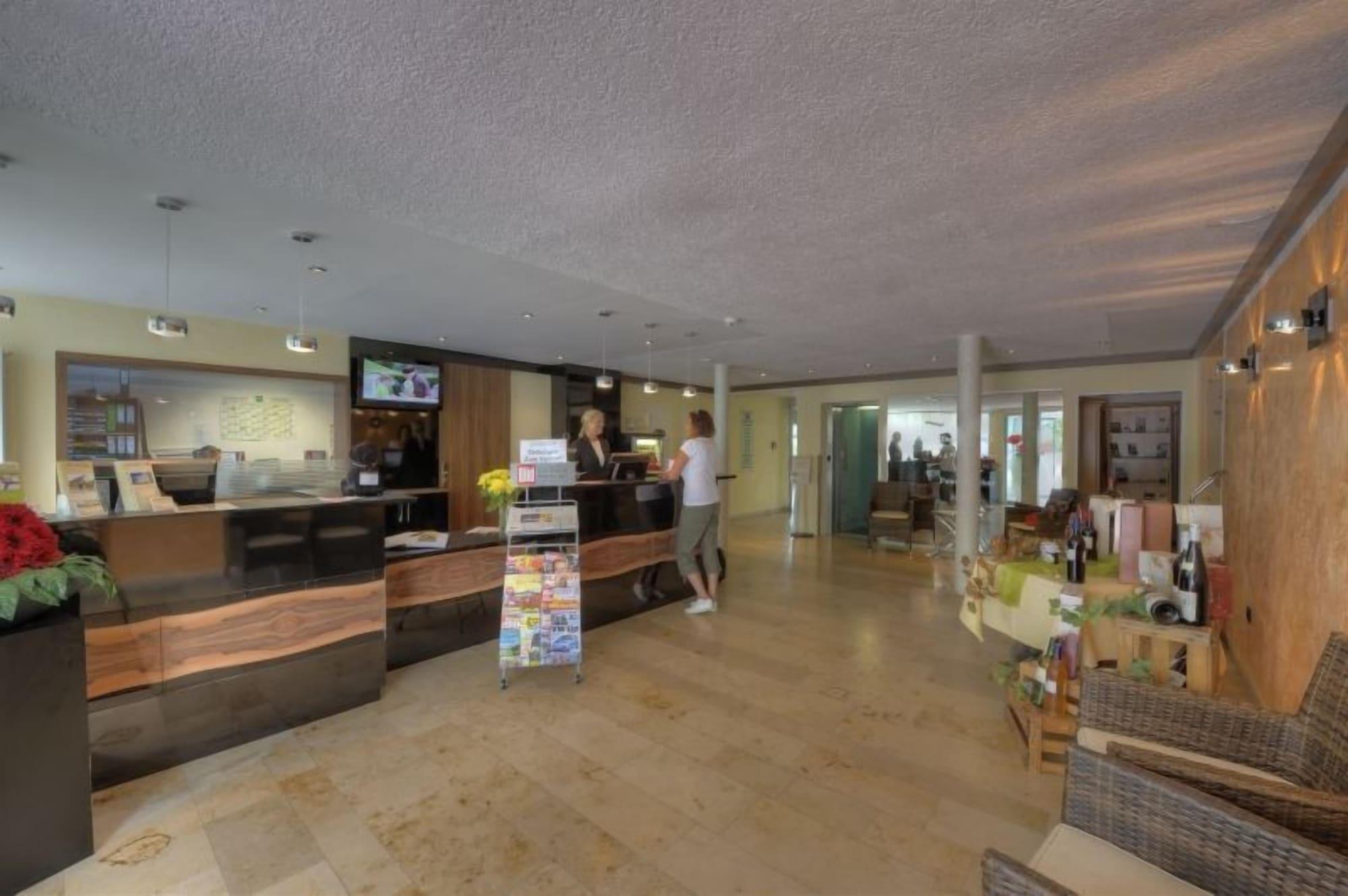 Vista Lobby PANORAMA HOTEL in Neustadt an der Weinstraße