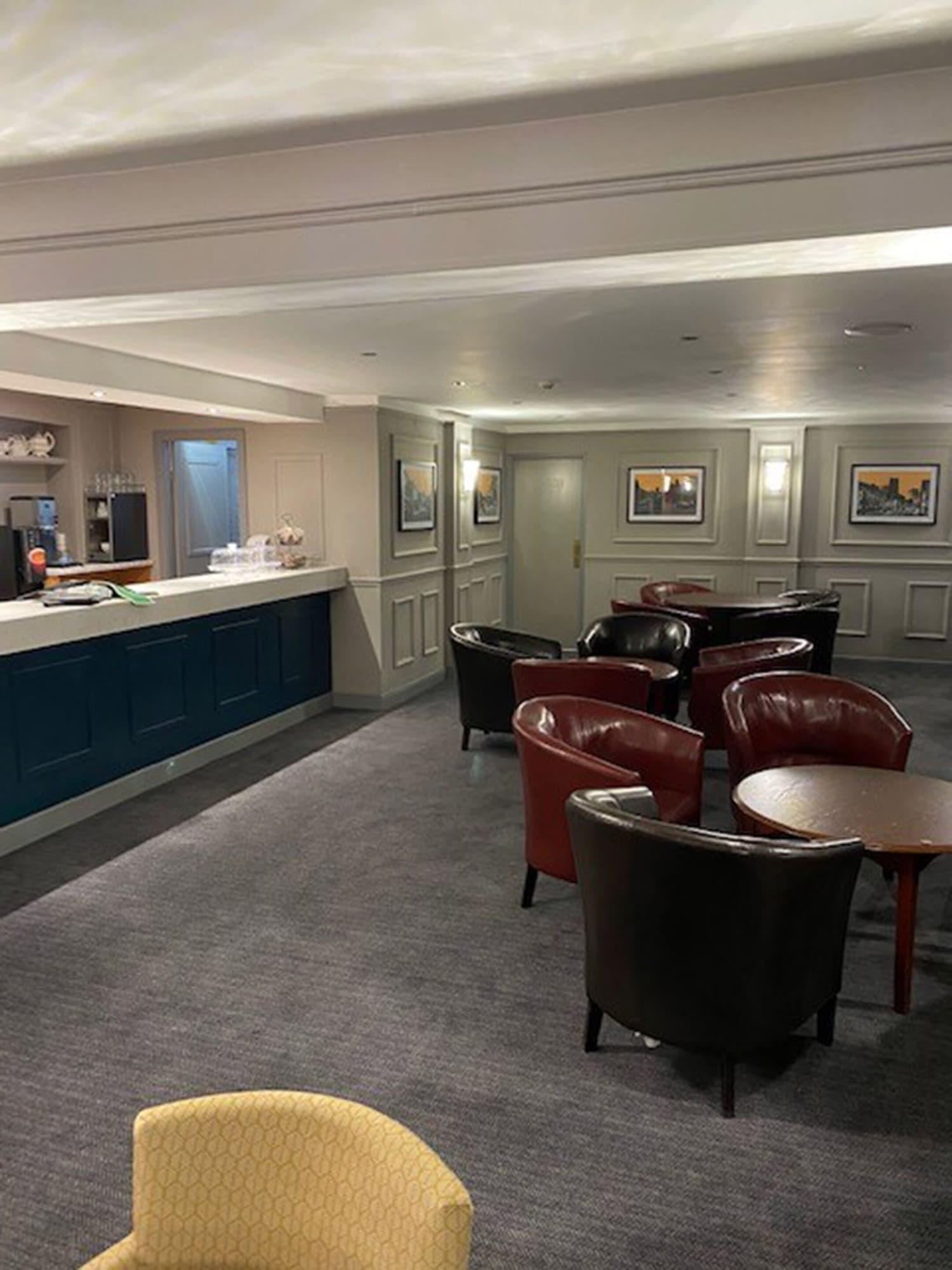 Bar/Salón Beaufort Park Hotel
