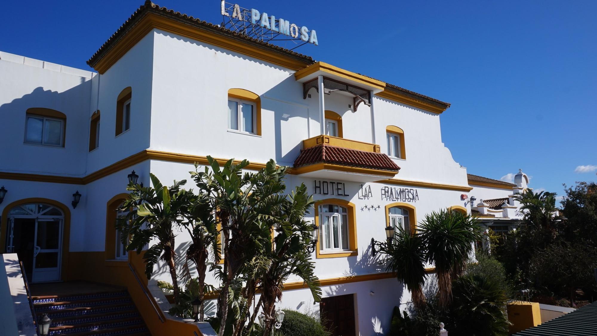 Vista Exterior Hotel La Palmosa