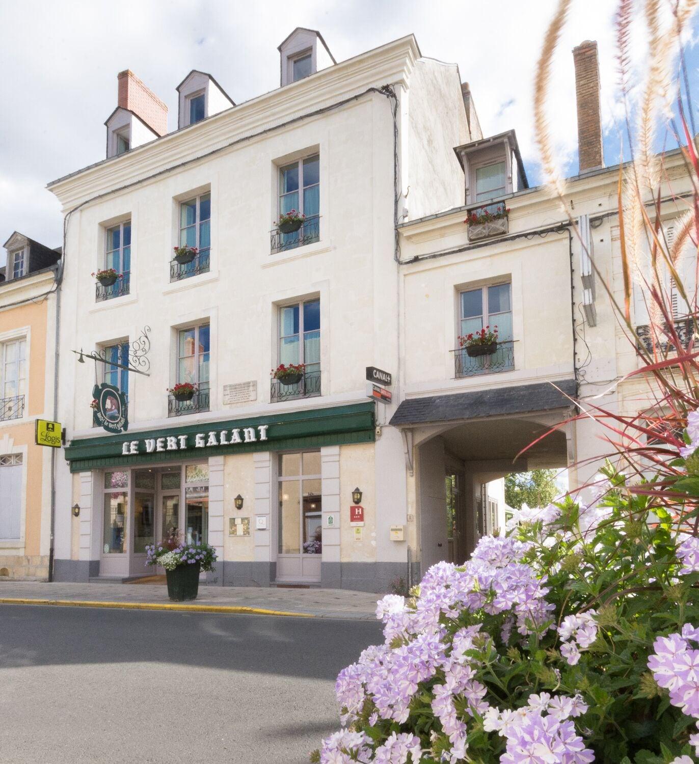 Varios Logis Hôtel le Vert Galant