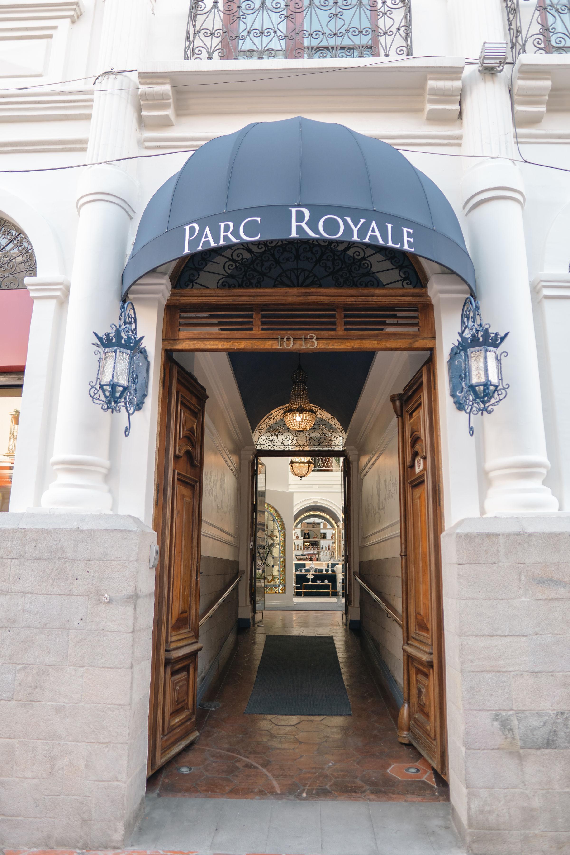 Vista Exterior Parc Royale Suites Hotel