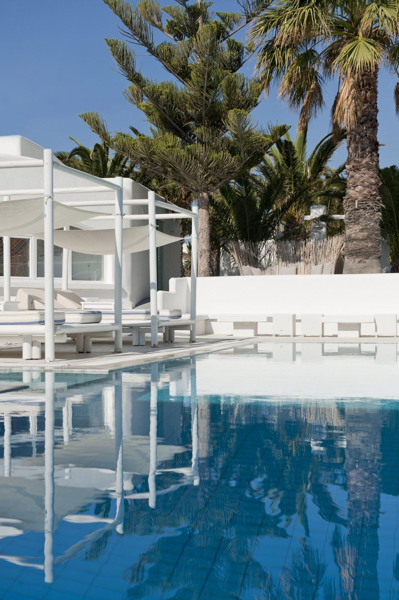Vista Piscina Hotel Daedalus