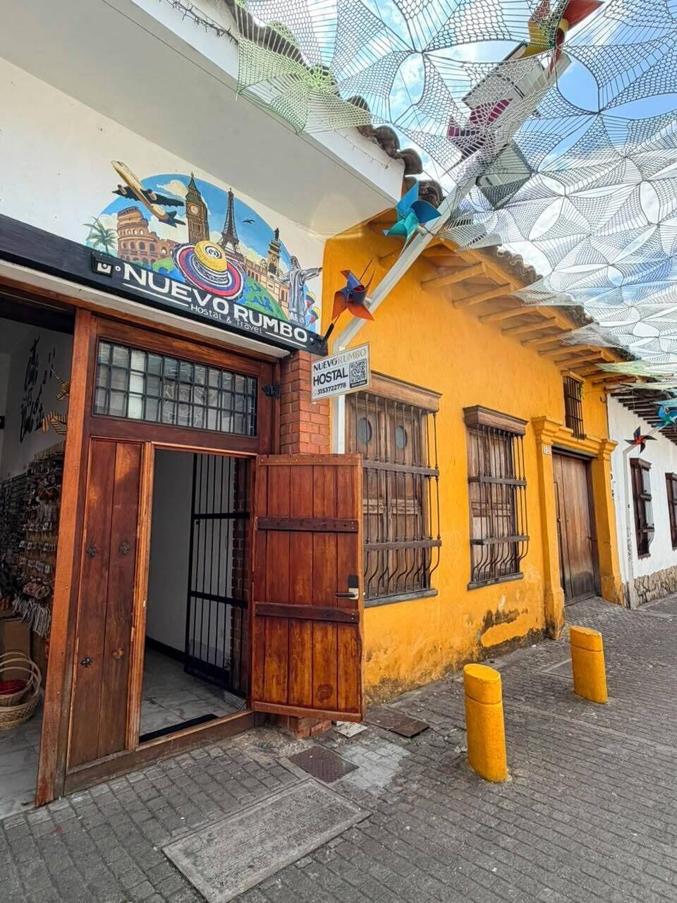 Varios Hostal Chontaduro