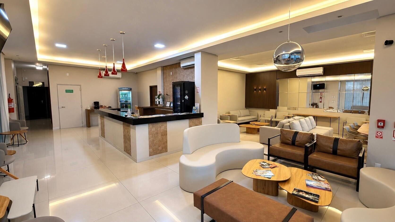 Varios Mac Hotel