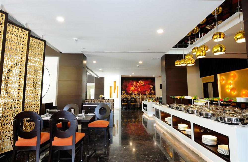 Restaurant Country Inn & Suites By Carlson Gurgaon Sohna Road
