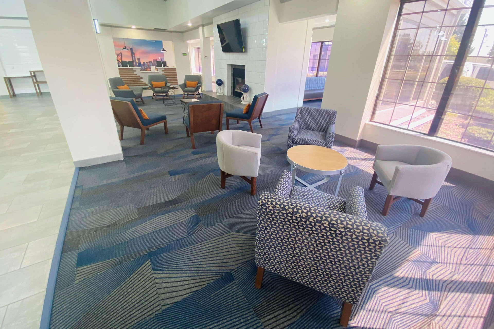 Vista Lobby La Quinta Inn & Suites by Wyndham South Holland