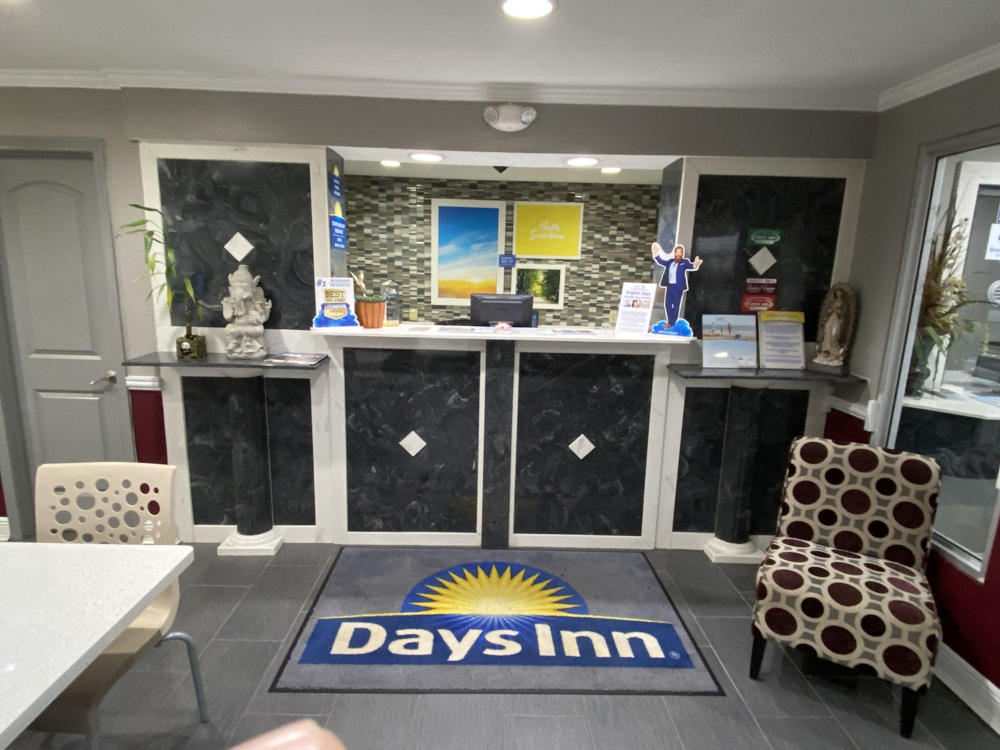 Varios Days Inn by Wyndham Forest