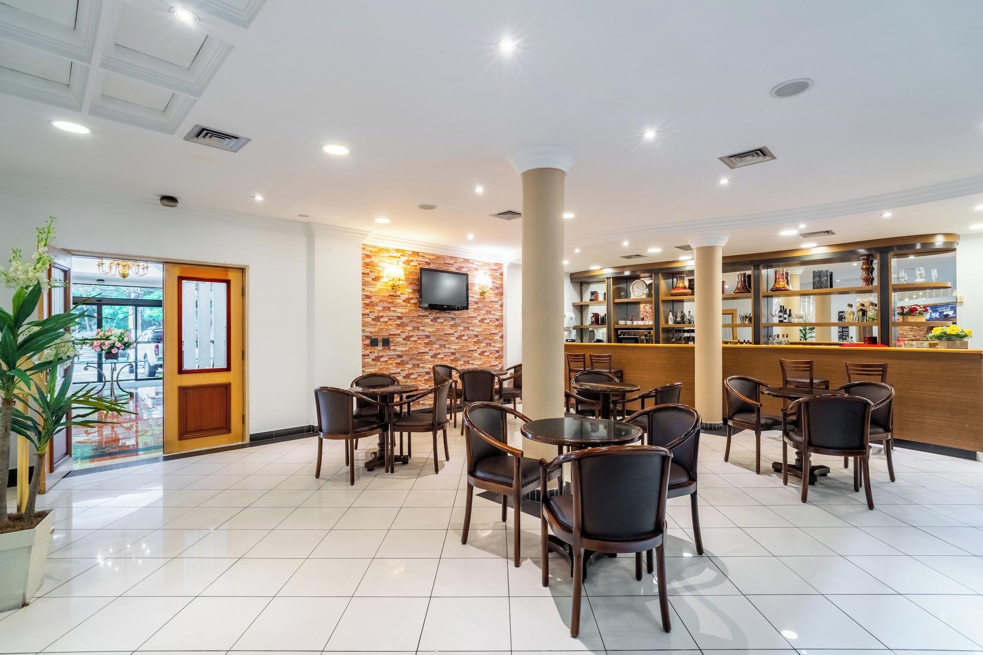 Bar/Salón Hotel Plaza Mayor