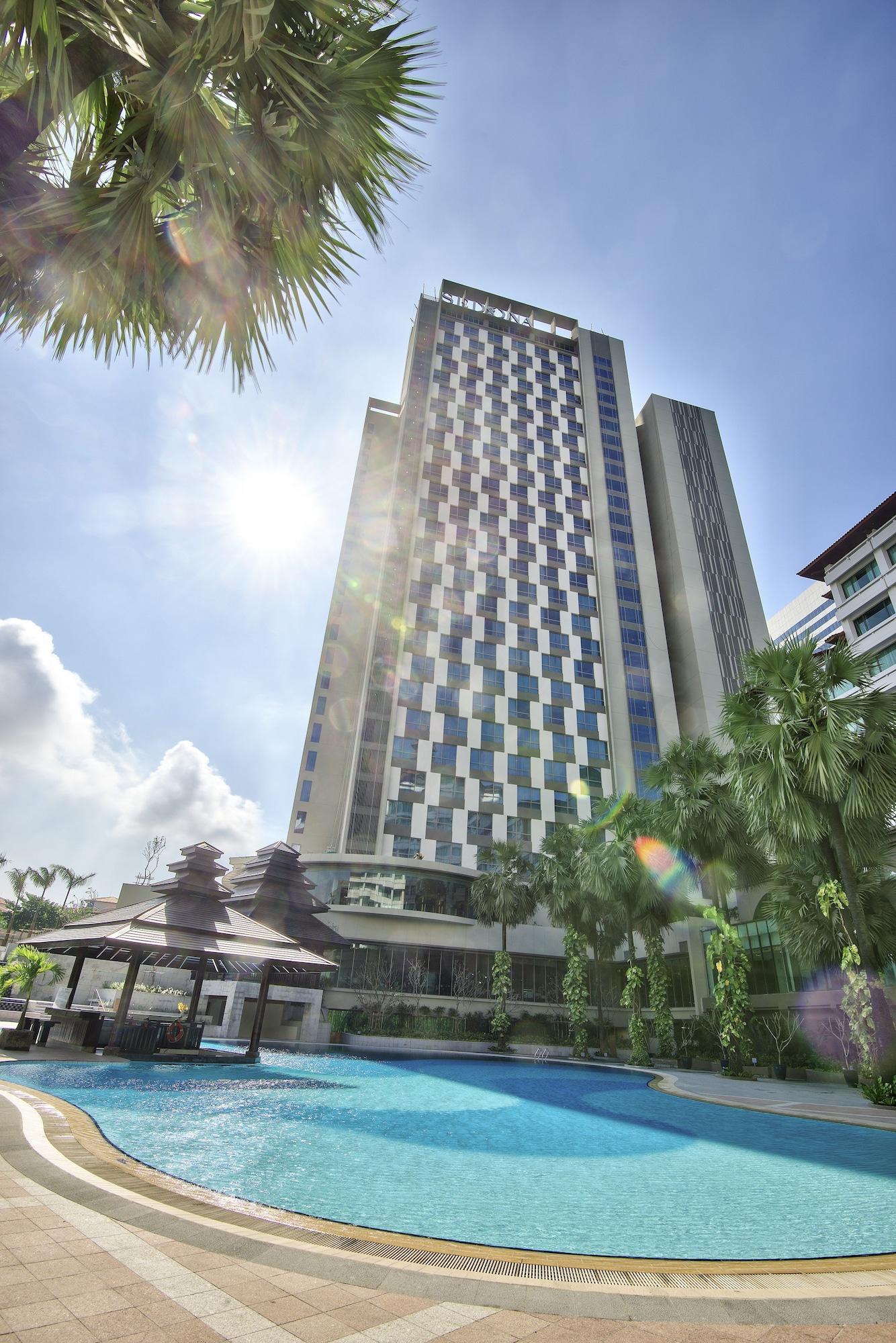 Vista Piscina Sedona Hotel Inya Wing
