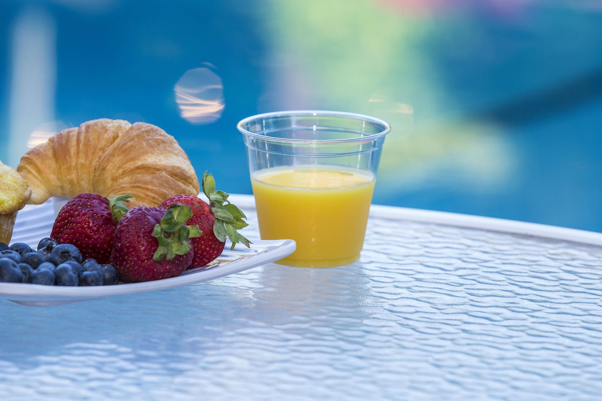 Restaurant Desert Riviera Hotel- A Town & Desert Boutique Hotel