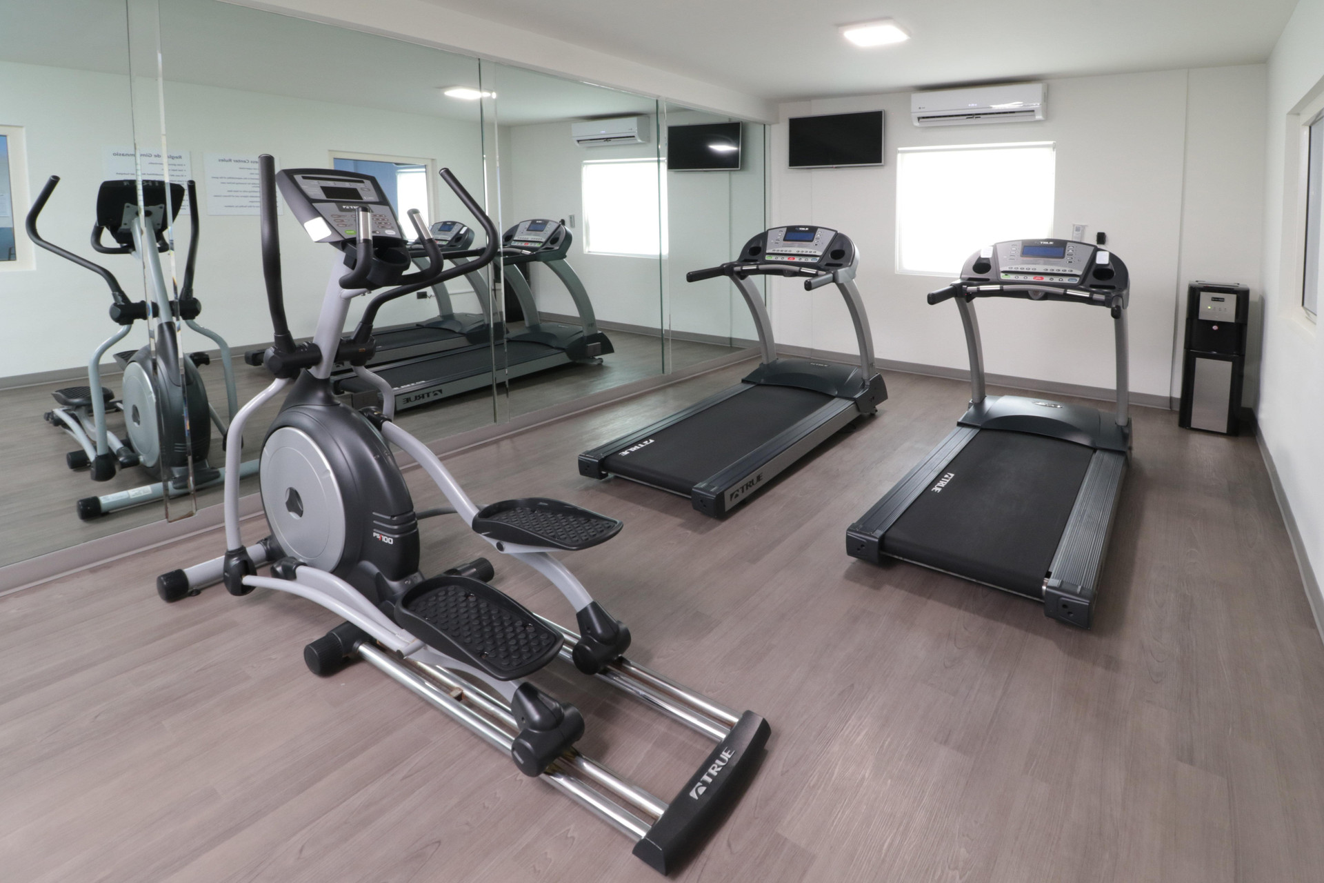 Instalaciones Recreativas Holiday Inn Express Piedras Negras by IHG