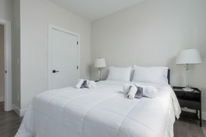 Alquiler Vacacional - Modern Gateway Family-sized Suite in Thornhill-Maple Ridge - BC