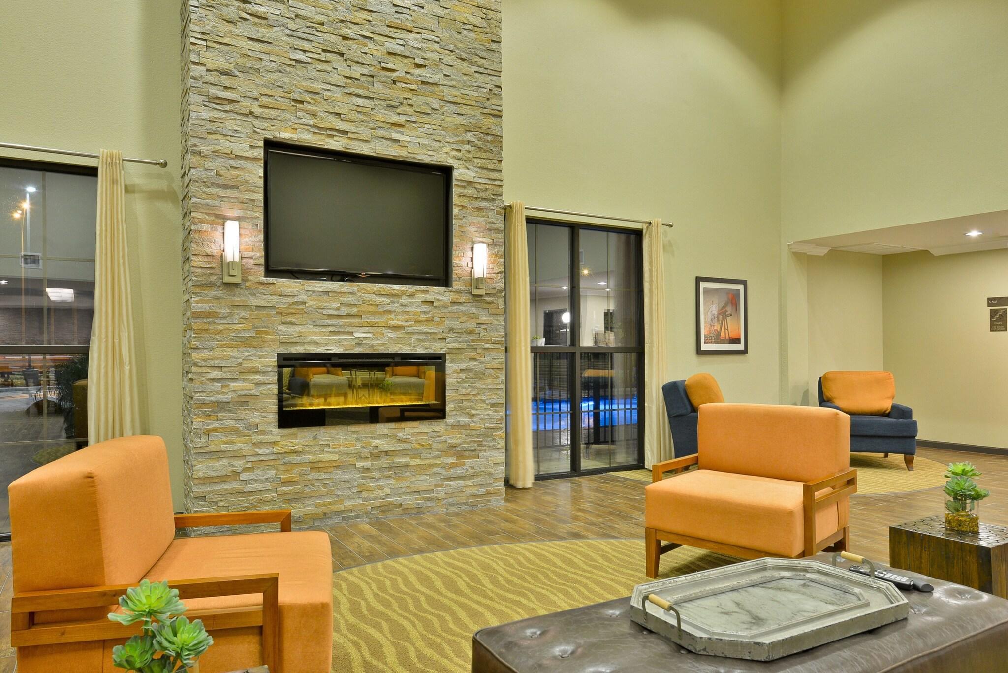 Vista Lobby Comfort Suites near Westchase on Beltway 8